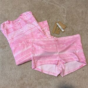 SKIMS Pink Pajama Set - Long sleeve tee & boyshorts